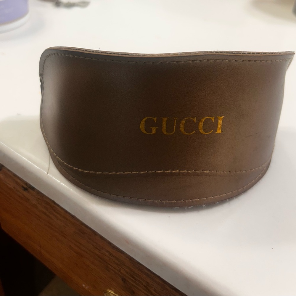 Gucci Tan Leather sunglasses case with Gold Logo